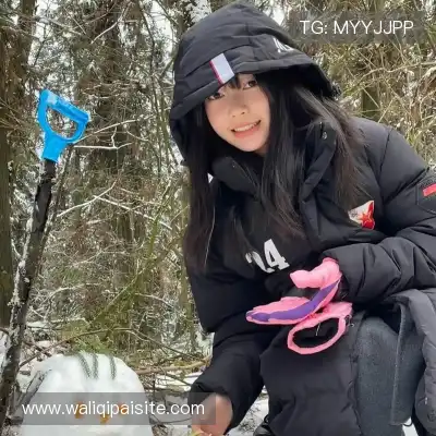 裘川骁